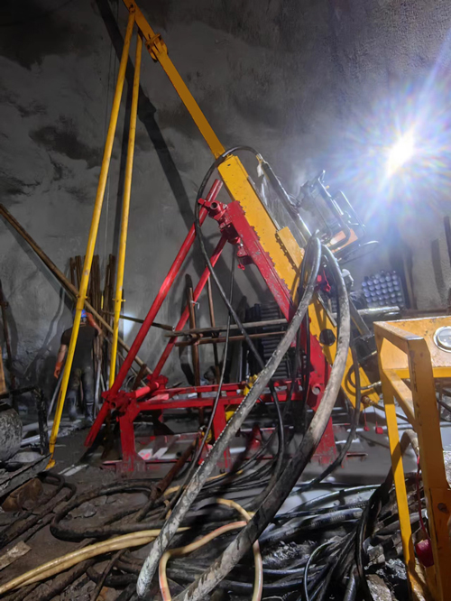 Solutions for Fully Hydraulic Tunnel Drilling Rigs in the Mineral Resource Exploration Industry