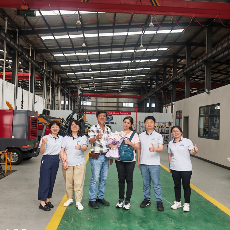 Overseas Cooperation & Win-Win Development -------Malaysian Overseas Chinese Client Visits Hubei Xinda Drilling for Field Inspection & Business Negotiation