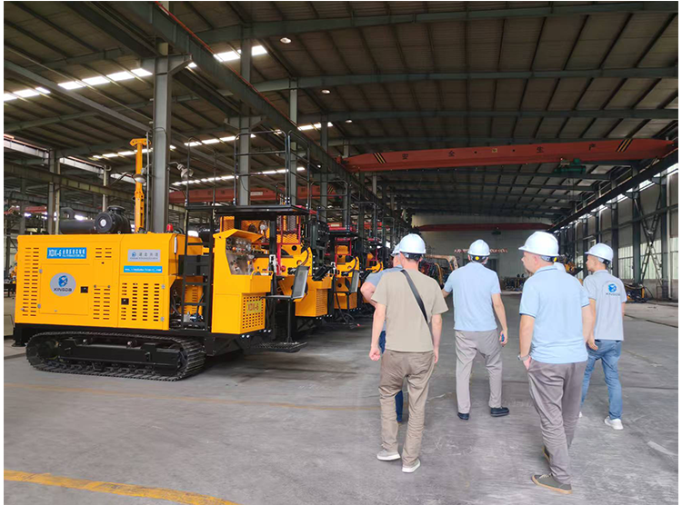 Deepening Cooperation in Central Asia|Clients from Kazakhstan Visit Hubei Xingda Factory