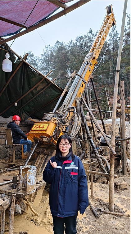 XDX-6 Crawler Full-Hydraulic Core Drilling Rig Railway Geological Investigation Project in Enshi, Hubei