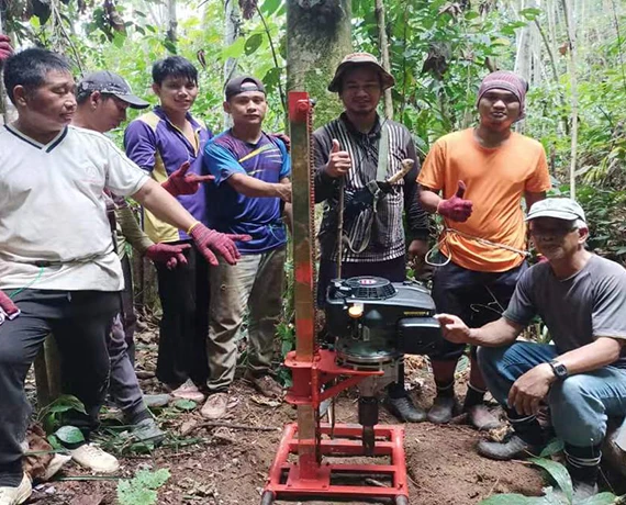 Portable Backpack Core Drilling Rig Practical Training for Clients in Malaysia